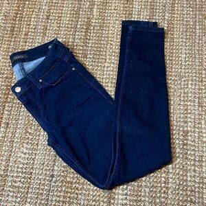 Guess Jeans